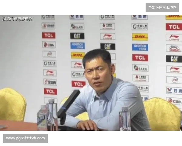 北控主帅张庆鹏帅位危机，媒体曝球队已接触替代教练人选